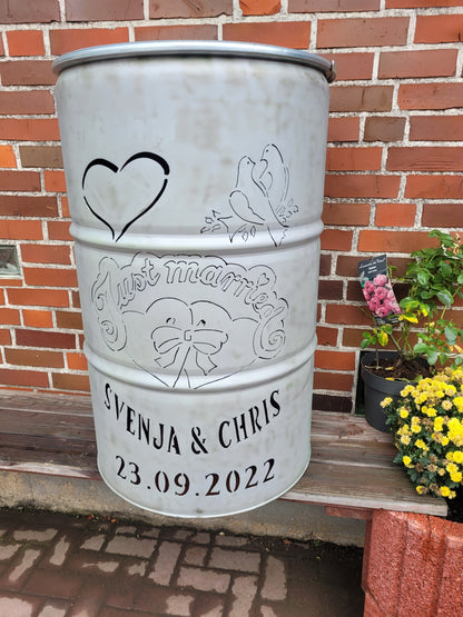 Feuertonne Hochzeit inc. Name und Datum