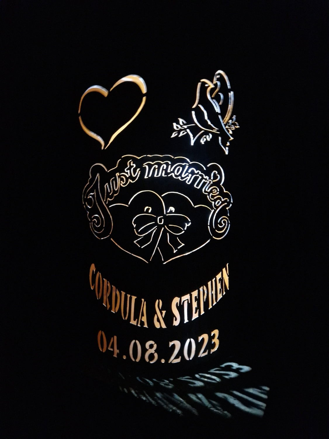 Feuertonne Hochzeit inc. Name und Datum